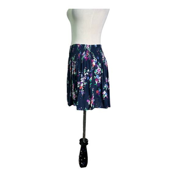 Express blue floral pull on pleated mini skirt size XS - Picture 10 of 11
